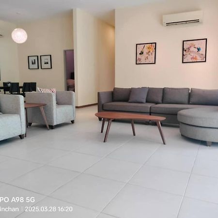 Sekinchan Seaview Homestay 7 High View מראה חיצוני תמונה