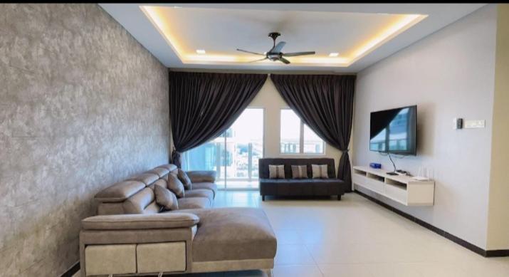 Sekinchan Seaview Homestay 7 High View מראה חיצוני תמונה